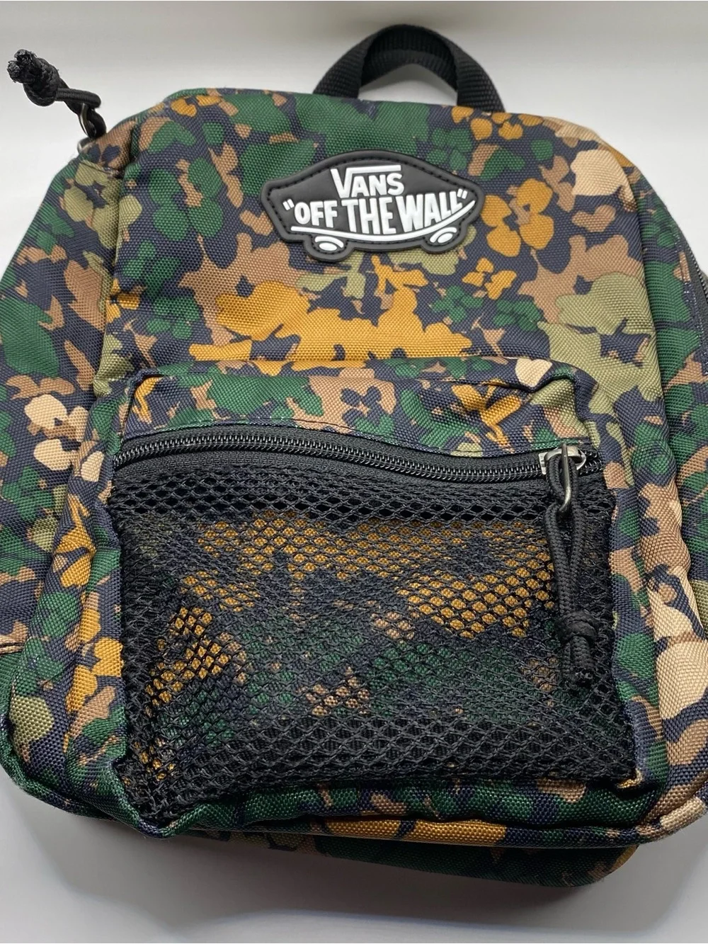 Vans Camouflage insulated lunch bag in Green, Brown & Yellow